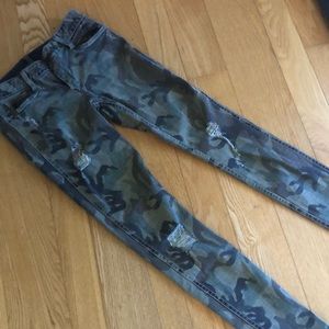 Reversible camo to blue jeans